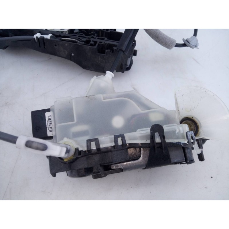 Recambio de cerradura puerta delantera izquierda para opel vivaro furgón l select referencia OEM IAM 084139 16942542 E2-B6-65-1
