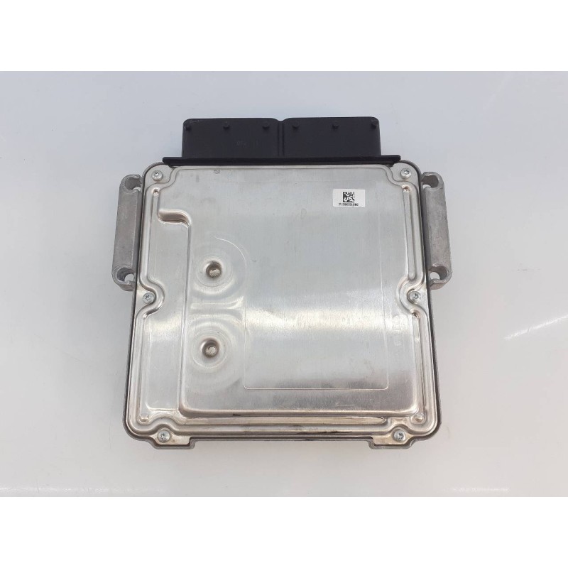 Recambio de centralita motor uce para land rover evoque se referencia OEM IAM HX7312C520FFB 0281033584 E2-A1-20-3