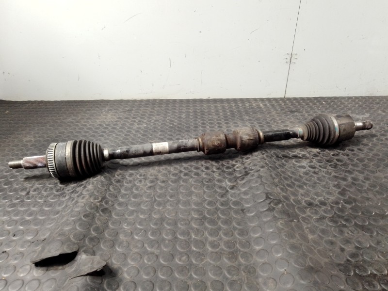 Recambio de transmision delantera derecha para hyundai ix35 tecno 2wd referencia OEM IAM Y930R  P1-A6-13