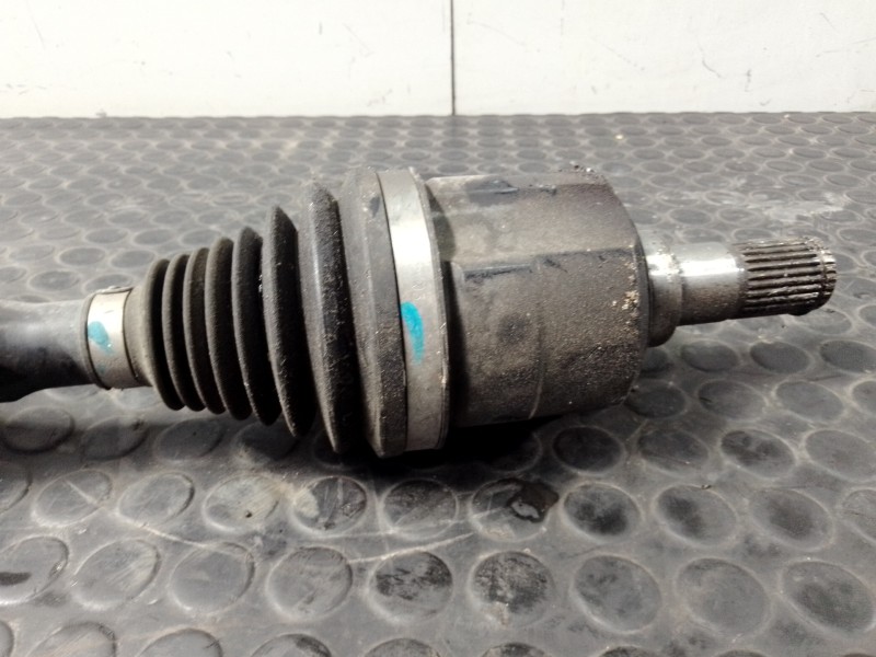 Recambio de transmision delantera derecha para hyundai ix35 tecno 2wd referencia OEM IAM Y930R  P1-A6-13