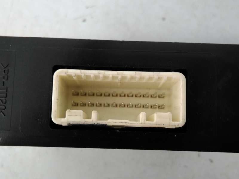 Recambio de modulo electronico para nissan qashqai (j11) acenta referencia OEM IAM 3570023763 3570023763 E3-B4-38-2