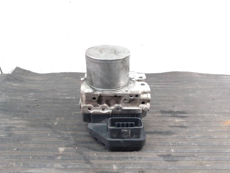 Recambio de abs para toyota rav 4 advance referencia OEM IAM   P3-A8-25-2
