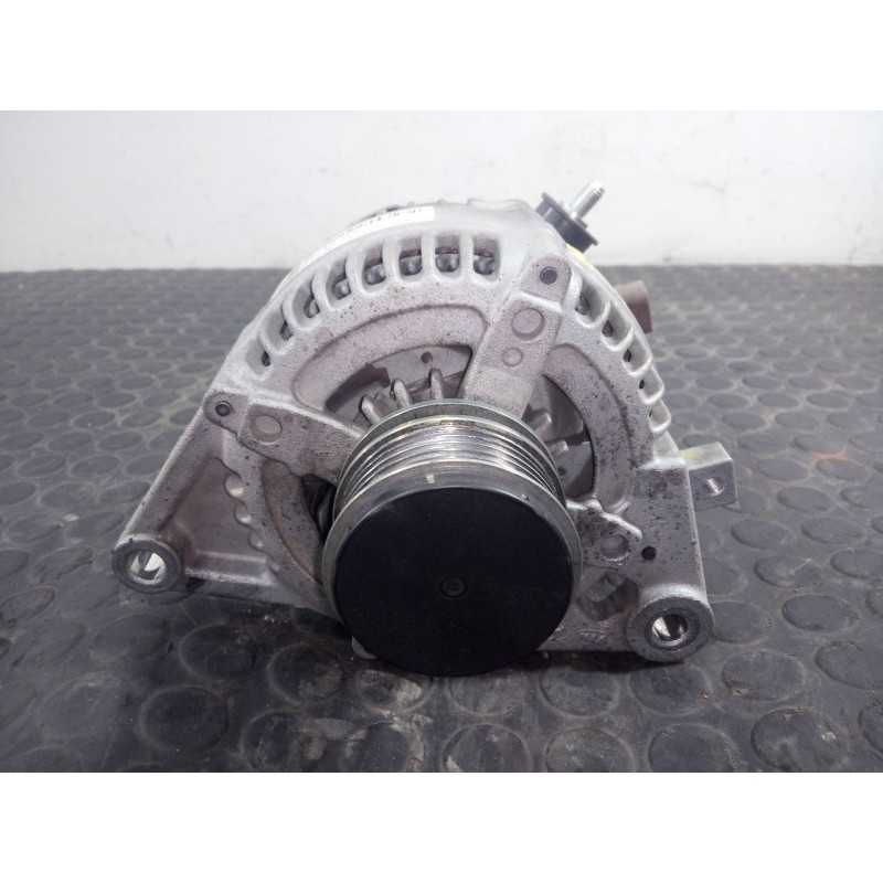 Recambio de alternador para hyundai tucson essence bluedrive 2wd referencia OEM IAM 373002A700  P3-B6-9-2