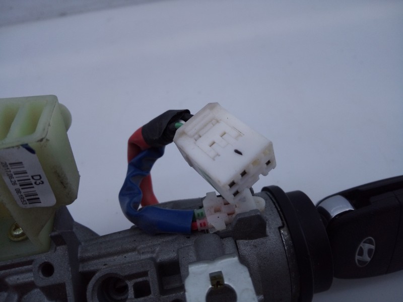 Recambio de antirrobo para hyundai tucson essence bluedrive 2wd referencia OEM IAM   E3-A3-50-2