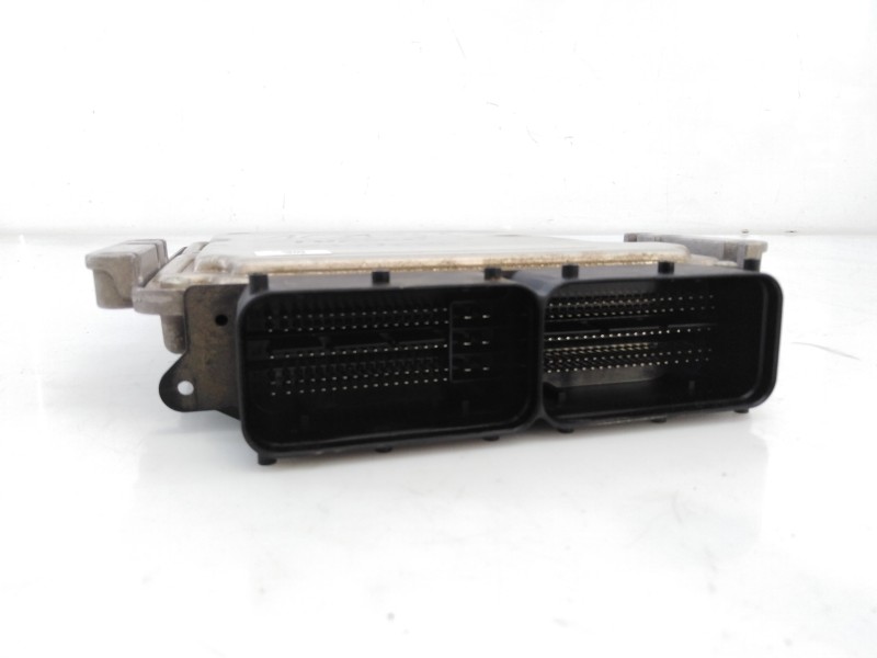 Recambio de centralita motor uce para hyundai tucson essence bluedrive 2wd referencia OEM IAM 0281031578 391402ABB0 E3-A3-39-2