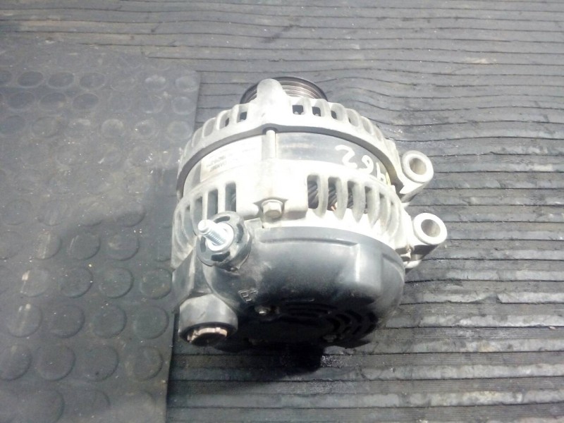 Recambio de alternador para land rover discovery v6 td se referencia OEM IAM 1042103711  P3-B5-10-3