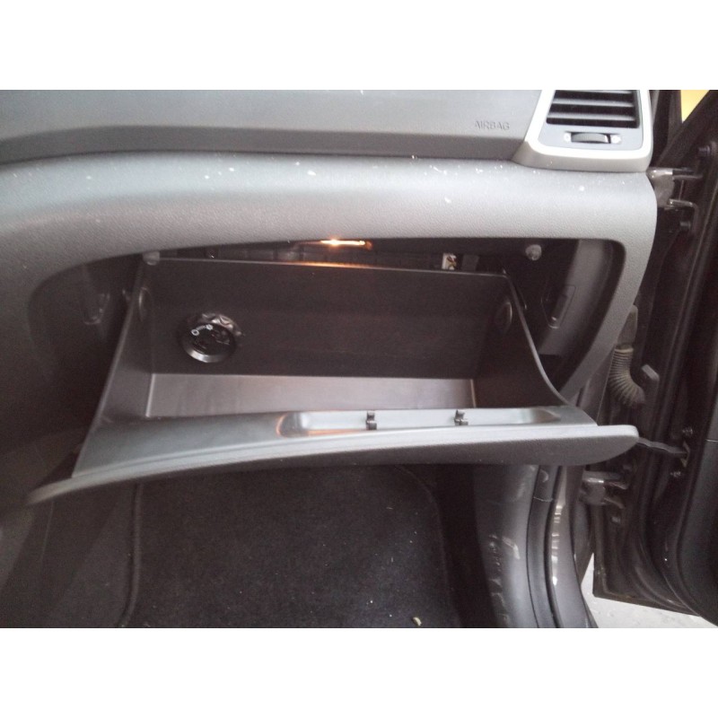Recambio de guantera para hyundai tucson essence bluedrive 2wd referencia OEM IAM   