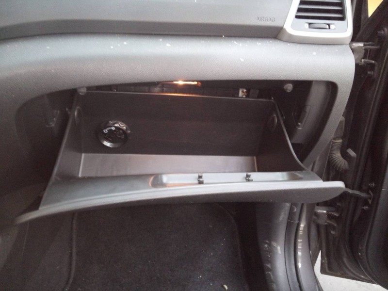 Recambio de guantera para hyundai tucson essence bluedrive 2wd referencia OEM IAM   