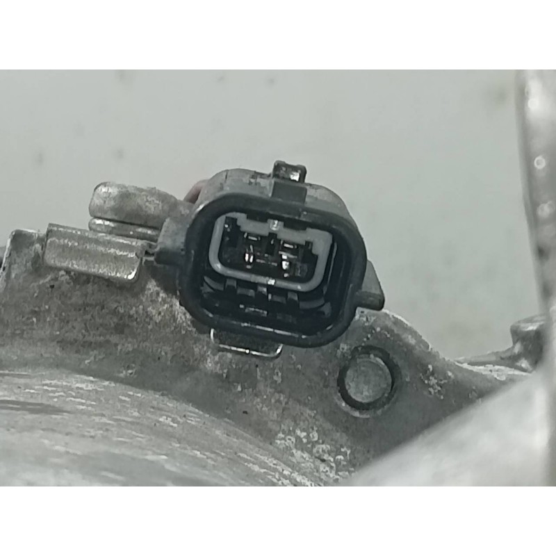 Recambio de compresor aire acondicionado para dacia dokker express ambiance referencia OEM IAM 926005727R  P3-B2-2-5