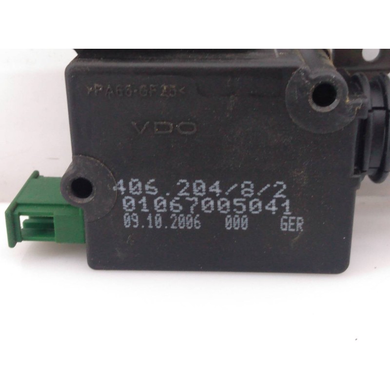 Recambio de cerradura maletero / porton para land rover discovery v6 td se referencia OEM IAM CWC500030  E1-B4-7-2