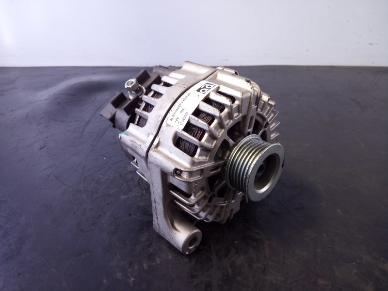 Recambio de alternador para bmw serie 1 berlina (e81/e87) 116d referencia OEM IAM AD31293 FG18S019 P3-A5-18-2