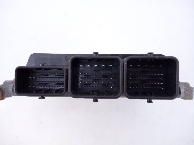 Recambio de centralita motor uce para citroën c4 picasso monospace referencia OEM IAM 9675391480 S180075002 E3-B2-26-3