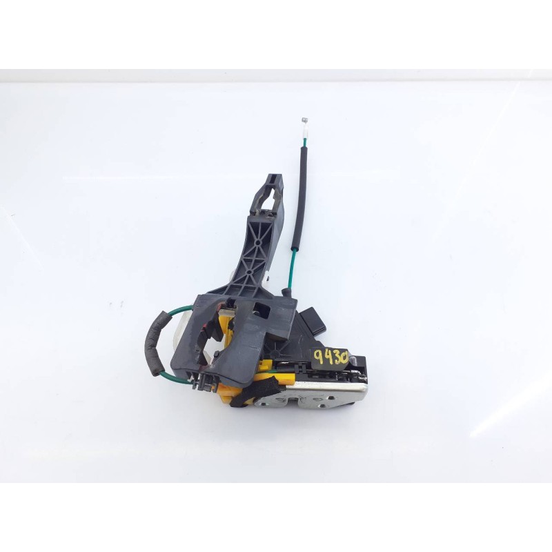 Recambio de cerradura puerta delantera derecha para hyundai i30 (gd) essence referencia OEM IAM 81320A6010  E2-B5-19-1