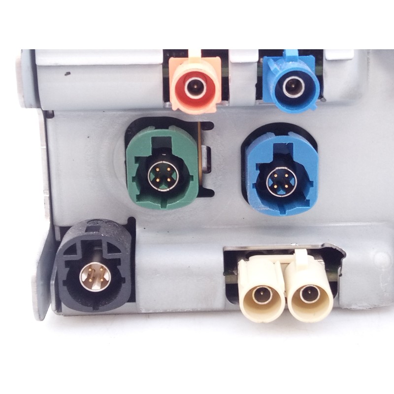 Recambio de sistema navegacion gps para opel vivaro furgón l select referencia OEM IAM 98081732ZD 9831665880 E3-A5-28-3