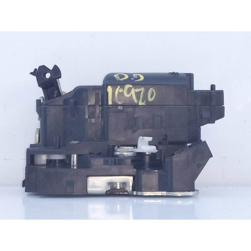 Recambio de cerradura puerta delantera derecha para dacia dokker express ambiance referencia OEM IAM   E1-A1-4-2