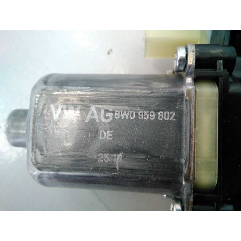 Recambio de elevalunas delantero derecho para audi a4 berlina (8w2) sport edition referencia OEM IAM 8W0959802 8W0837462 E1-B6-4