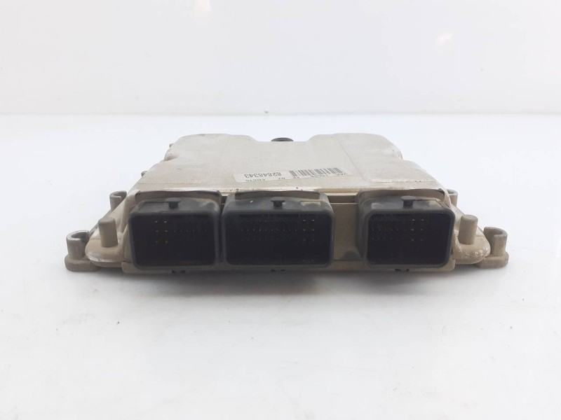 Recambio de centralita motor uce para peugeot 307 break / sw (s1) sw referencia OEM IAM 9647472780 0281011081 E3-B2-3-3