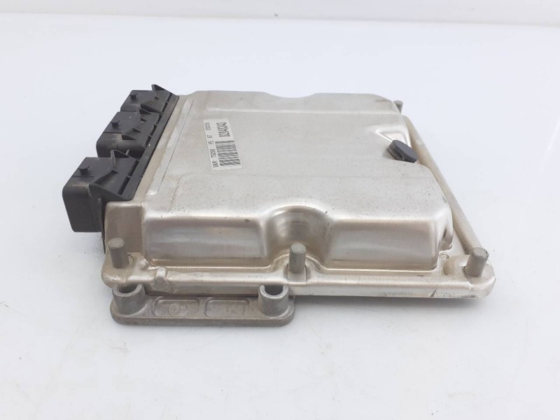 Recambio de centralita motor uce para peugeot 307 break / sw (s1) sw referencia OEM IAM 9647472780 0281011081 E3-B2-3-3