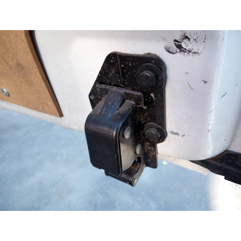 Recambio de cerradura maletero / porton para opel vivaro furgón l select referencia OEM IAM   