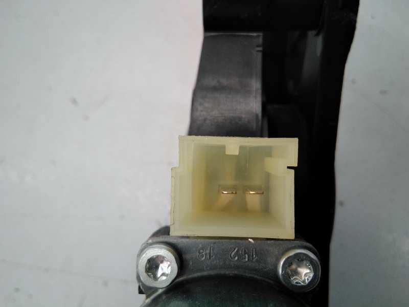 Recambio de elevalunas delantero izquierdo para audi a4 berlina (8w2) sport edition referencia OEM IAM 8W0959801 8W0837461 E1-B6