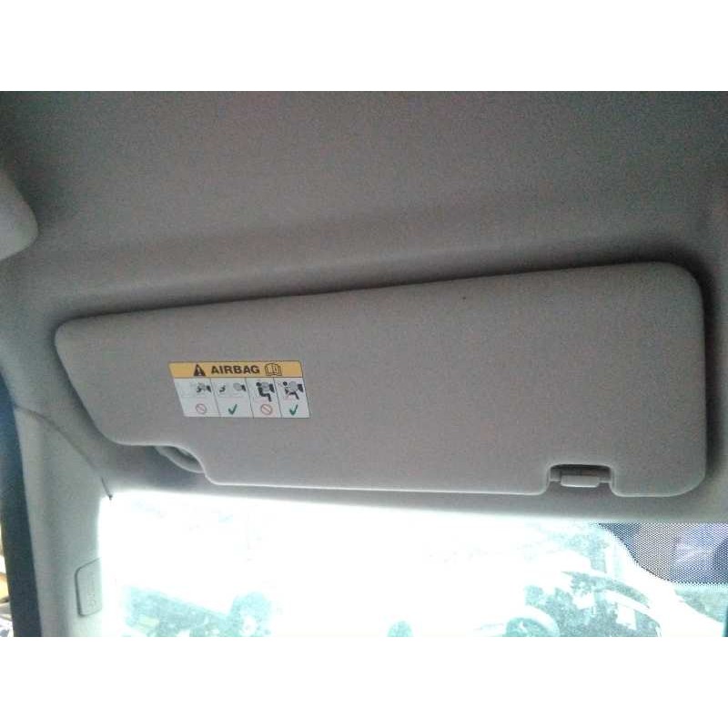 Recambio de parasol izquierdo para land rover discovery v6 td se referencia OEM IAM   