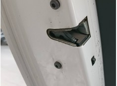 CERRADURA PUERTA TRASERA IZQUIERDA 