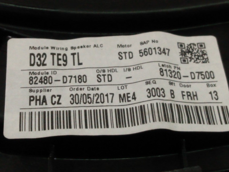 Recambio de elevalunas delantero derecho para hyundai tucson essence bluedrive 2wd referencia OEM IAM 82460D7000  P2-B4-17