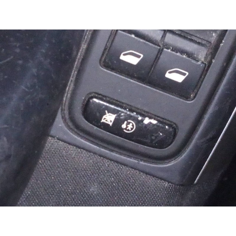 Recambio de mando elevalunas delantero izquierdo para citroën c4 picasso monospace referencia OEM IAM   