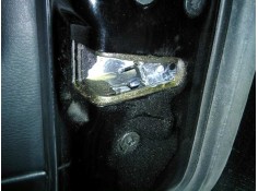 CERRADURA PUERTA TRASERA DERECHA 