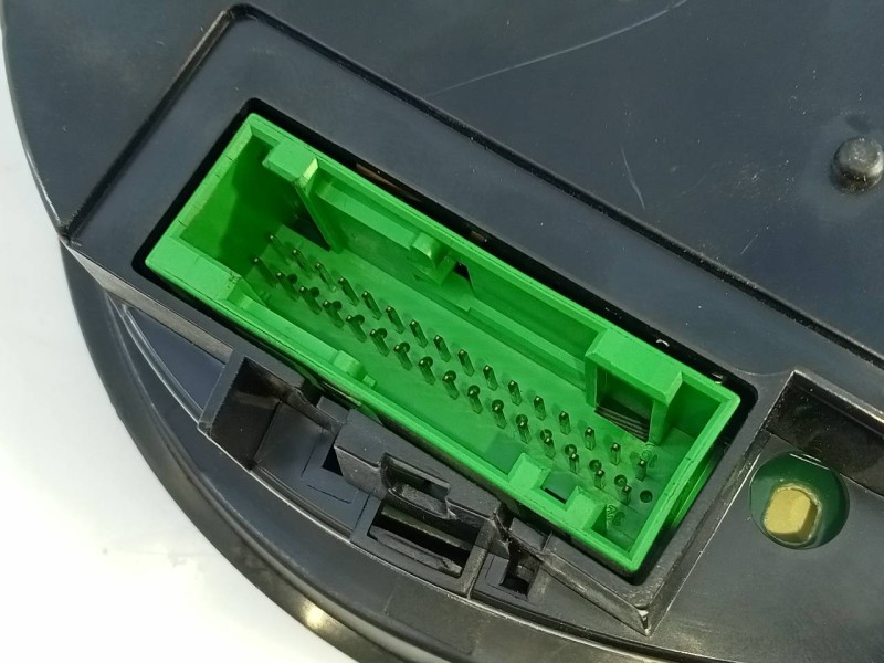 Recambio de cuadro instrumentos para volkswagen bora berlina (1j2) conceptline referencia OEM IAM   E2-A1-37-7