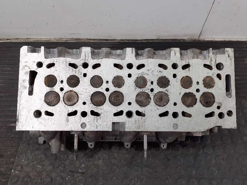 Recambio de culata para peugeot 407 coupe básico referencia OEM IAM 9641752610  P1-A7-9