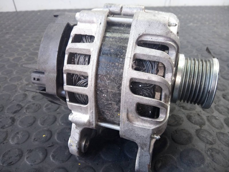 Recambio de alternador para dacia lodgy ambiance referencia OEM IAM 22032610019  P3-A5-8-3