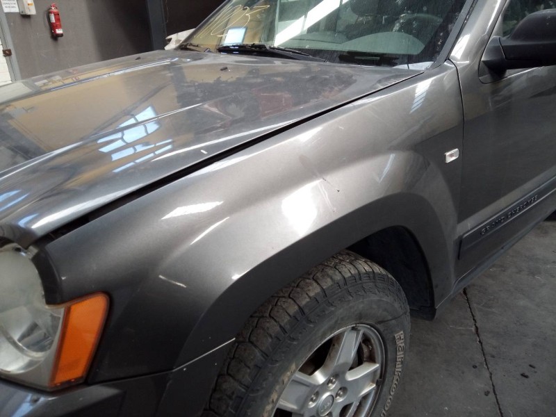 Recambio de aleta delantera izquierda para jeep gr. cherokee (wh) 3.0 crd limited referencia OEM IAM   