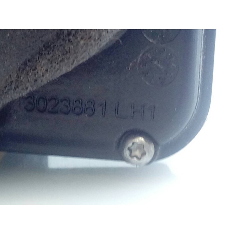 Recambio de cerradura puerta delantera izquierda para opel insignia berlina selective referencia OEM IAM 13579522  E2-B6-10-1