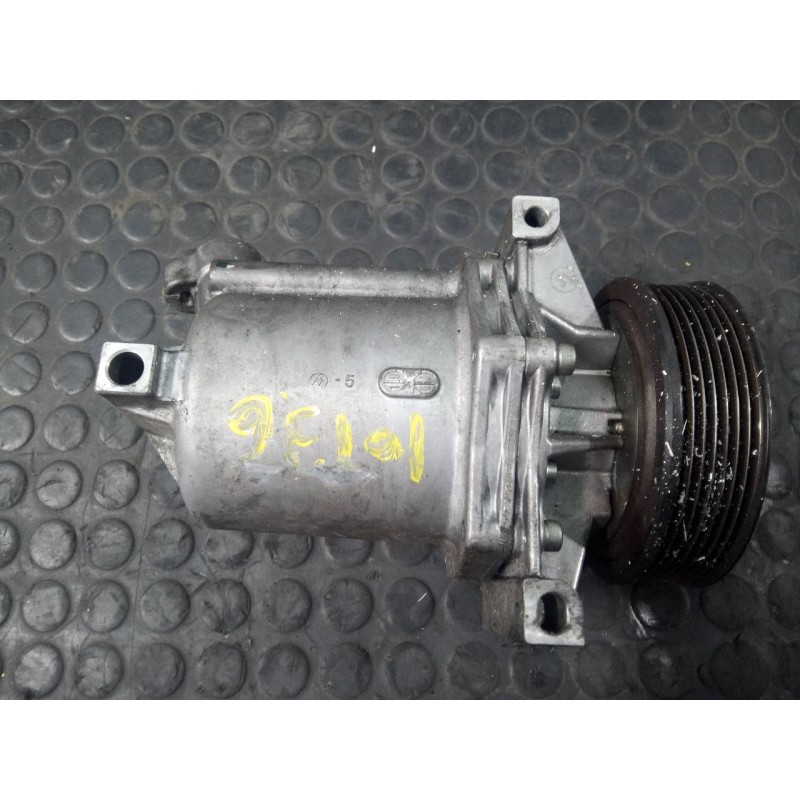 Recambio de compresor aire acondicionado para dacia lodgy ambiance referencia OEM IAM 926005727R  P3-B2-8-2