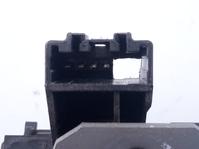 Recambio de cerradura maletero / porton para ford focus lim. st-line referencia OEM IAM 8M51R442A66DC 01041155005 E2-B3-60-1