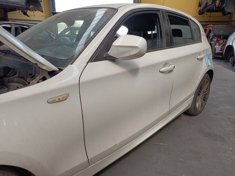 Recambio de puerta delantera izquierda para bmw serie 1 berlina (e81/e87) 116d referencia OEM IAM   