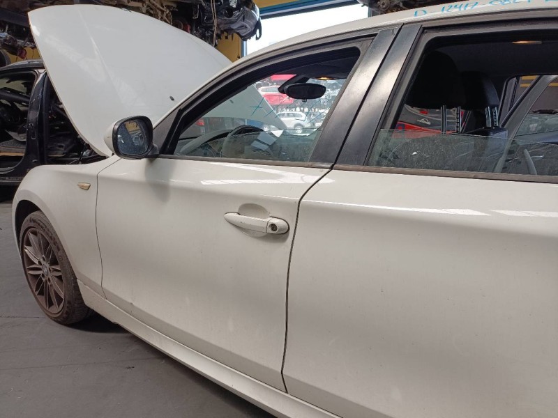 Recambio de puerta delantera izquierda para bmw serie 1 berlina (e81/e87) 116d referencia OEM IAM   