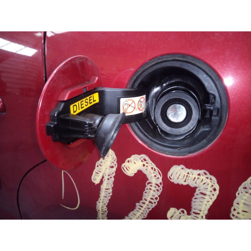 Recambio de tapa exterior combustible para citroën c4 picasso monospace referencia OEM IAM   