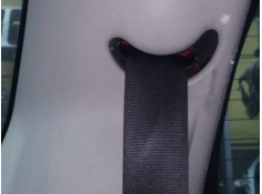 CINTURON SEGURIDAD TRASERO DERECHO 