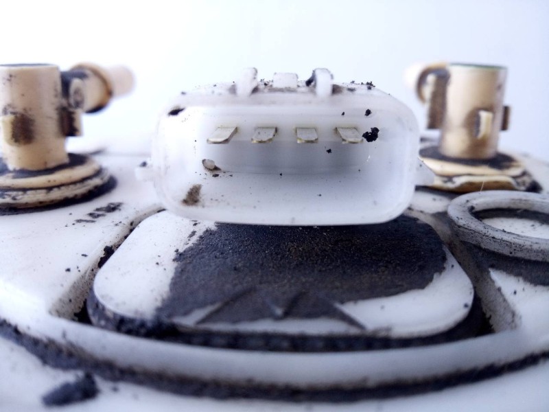 Recambio de aforador para dacia duster laureate 4x2 referencia OEM IAM   P3-A6-8-5