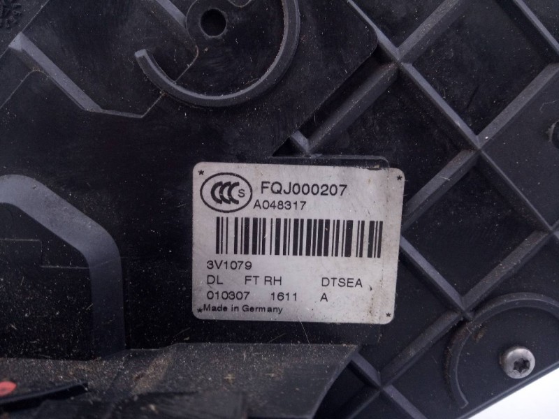 Recambio de cerradura puerta delantera derecha para land rover range rover sport v8 td se referencia OEM IAM FQJ000207  E1-B4-40