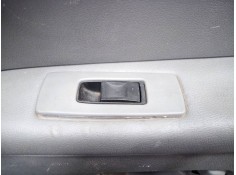 MANDO ELEVALUNAS TRASERO DERECHO 