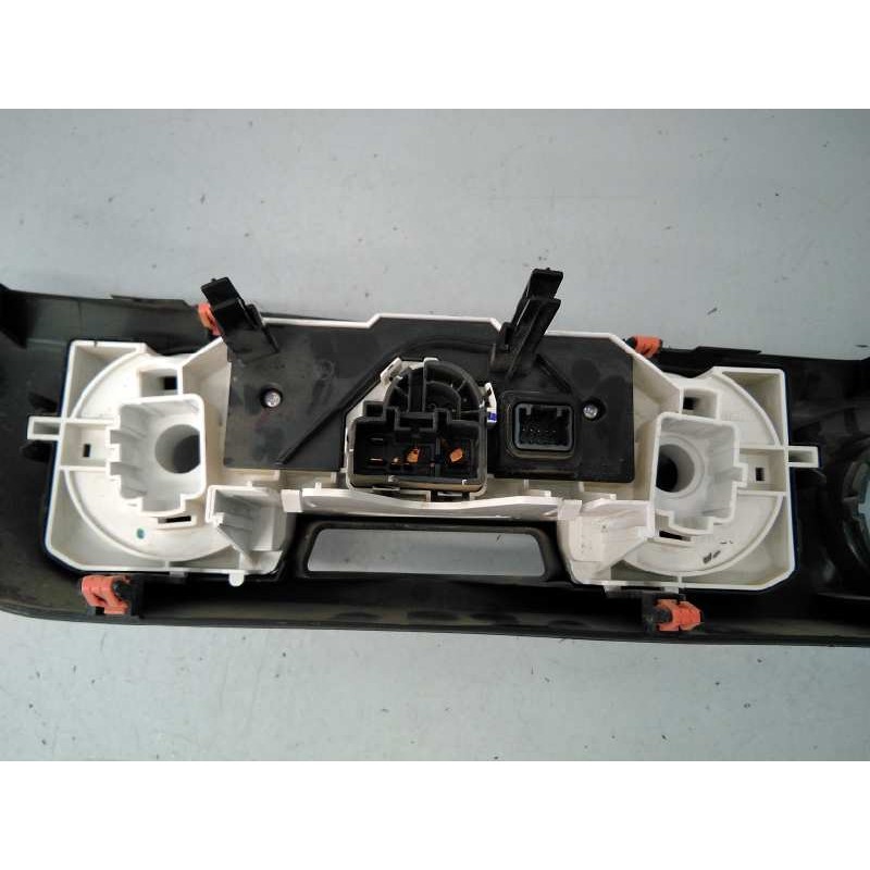 Recambio de mando calefaccion / aire acondicionado para toyota hilux (kun) referencia OEM IAM   E3-B2-14-3