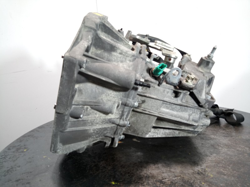 Recambio de caja cambios para dacia duster laureate 4x2 referencia OEM IAM TL4043  M1-B3-134