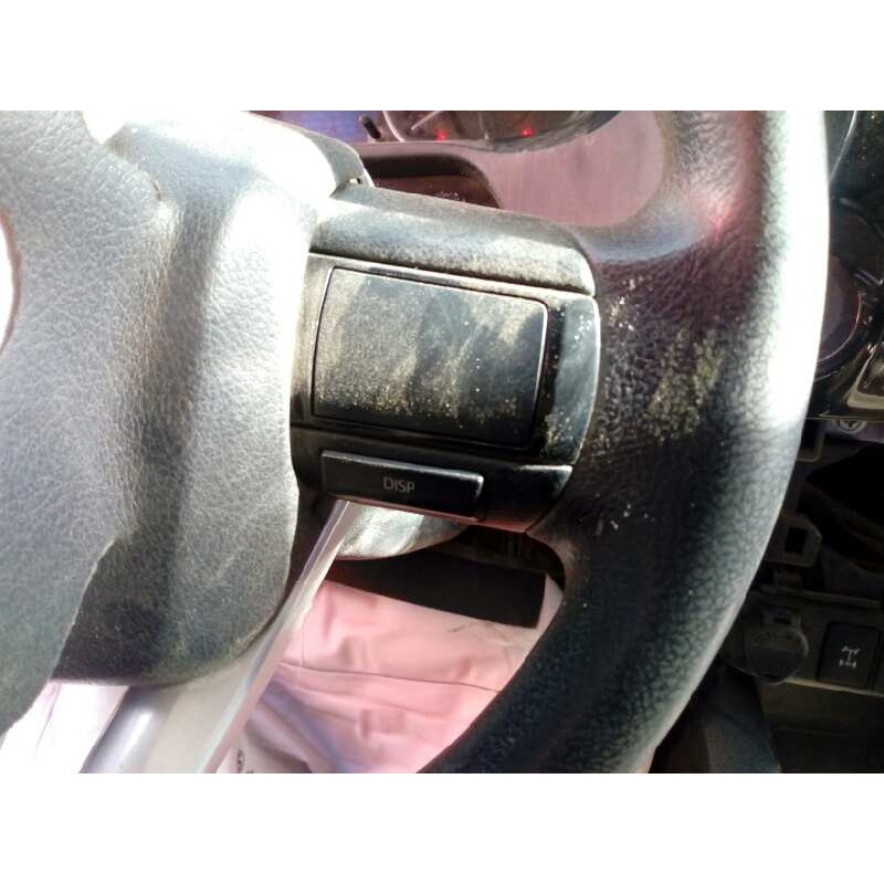 Recambio de volante para toyota hilux (kun) referencia OEM IAM   