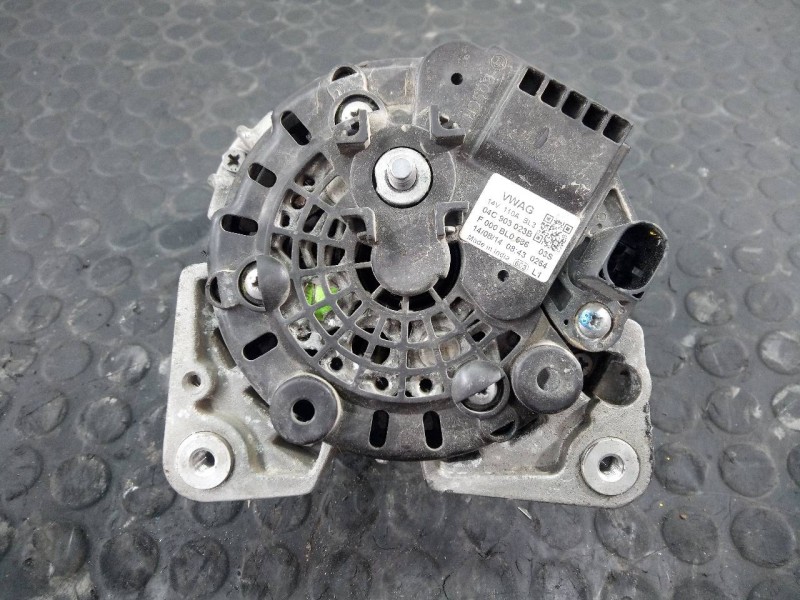 Recambio de alternador para seat mii (kf1) reference referencia OEM IAM 04C903023B  P3-A4-3-2
