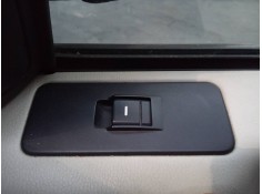 MANDO ELEVALUNAS DELANTERO DERECHO 