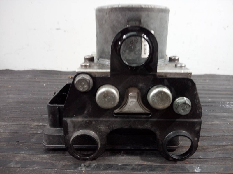 Recambio de abs para skoda rapid active referencia OEM IAM 6R0614517BQ  P3-A8-8-5