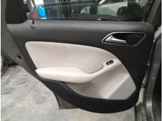 GUARNECIDO PUERTA TRASERA IZQUIERDA 